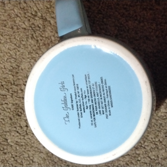 Golden Girl Coffee Mug- Christmas - Picture 4 of 4